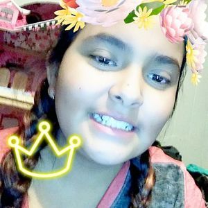 Meet your Posher, Danielle